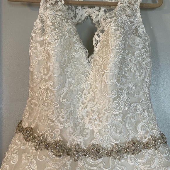 Allure Romance Wedding -New With Tags -Style 2816 - Picture 4 of 7